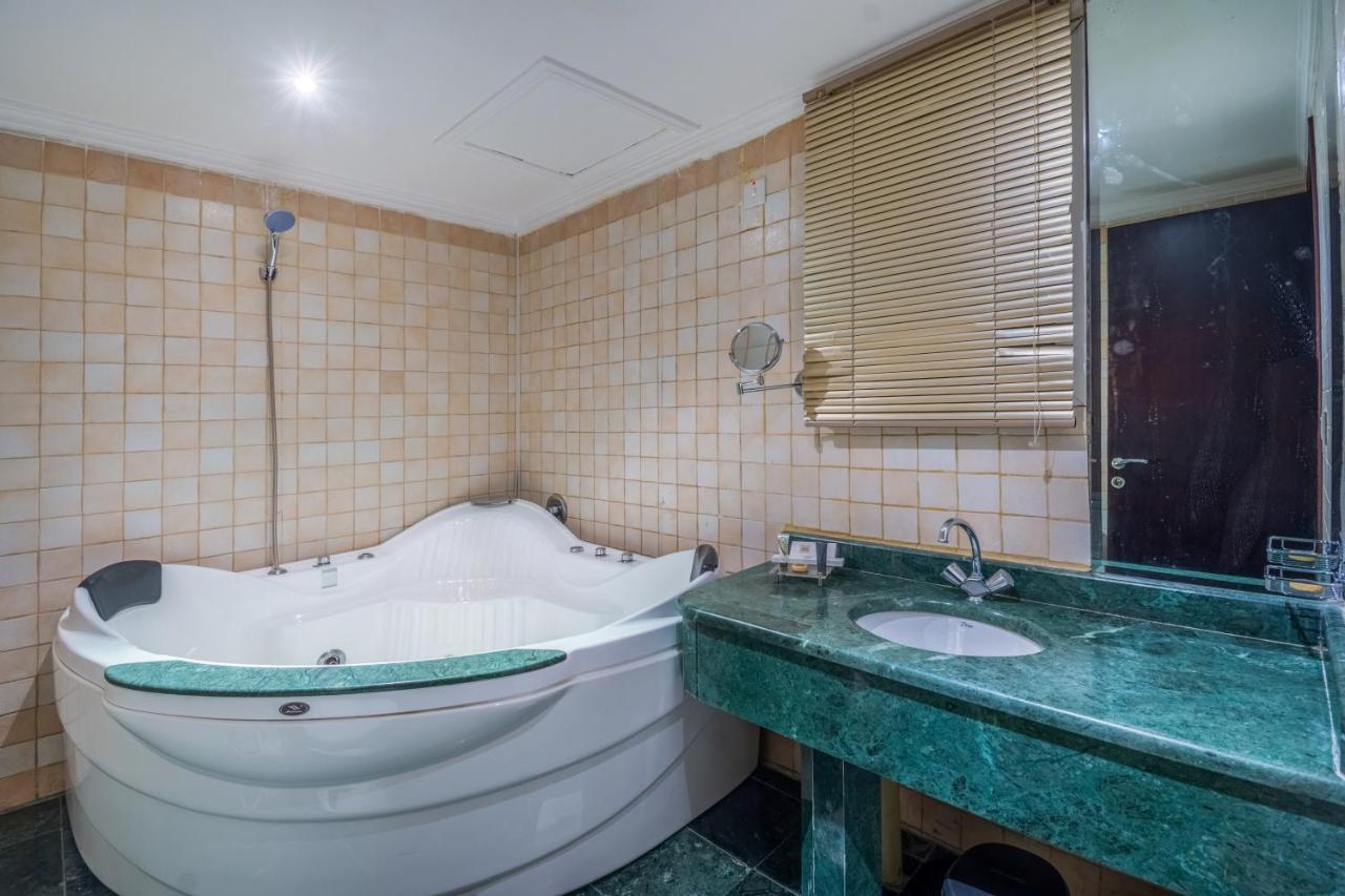 Al Muhaidb Al Malaz - Al Jamiah Riad Exterior foto